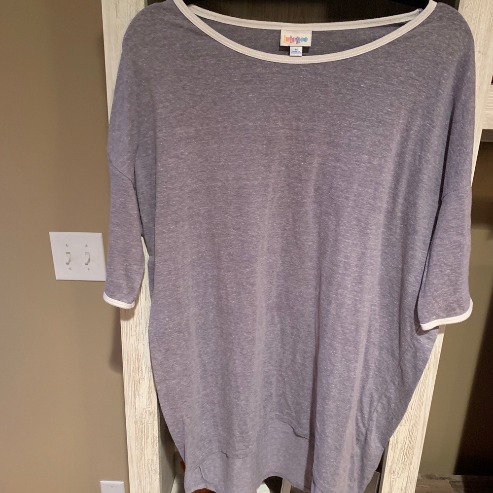 Lula Roe Irma Top
